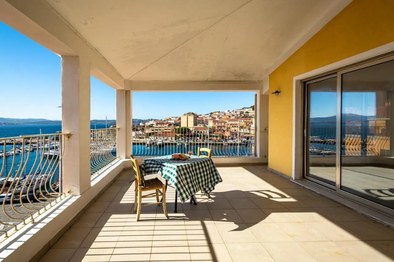 Chez Coco - Murphy Holiday Home La Maddalena  Maison d'hôtes La Maddalena (Sassari)