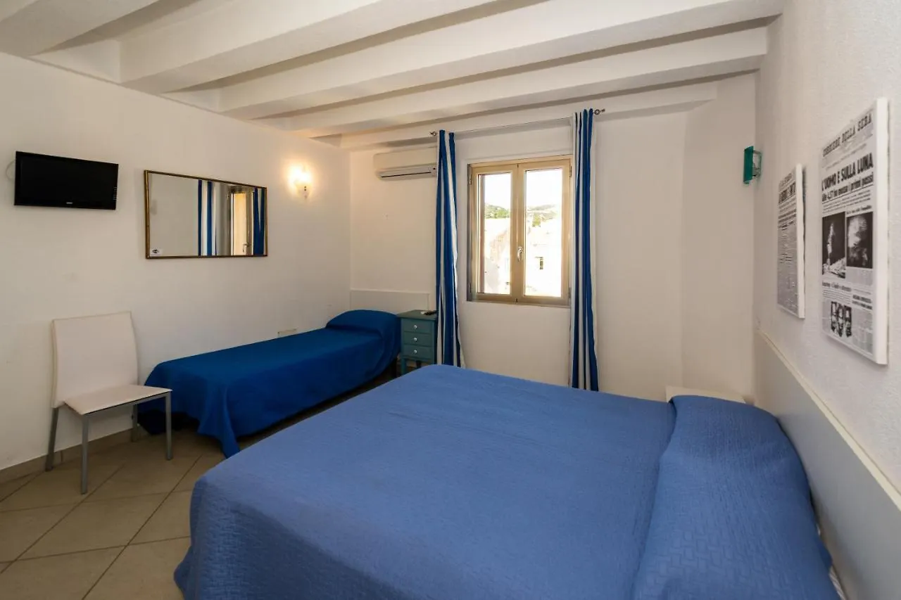 Chez Coco - Murphy Holiday Home La Maddalena  La Maddalena (Sassari)