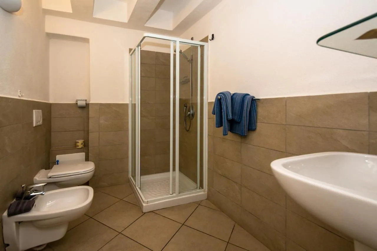 Chez Coco - Murphy Holiday Home La Maddalena  0*, La Maddalena (Sassari) Italia